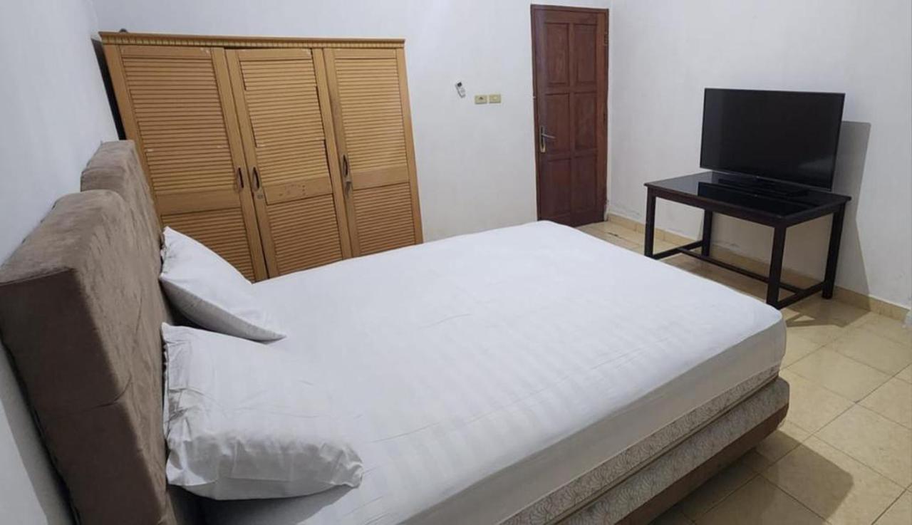Permata Homestay Kotamobagu Mitra Reddoorz Luaran gambar